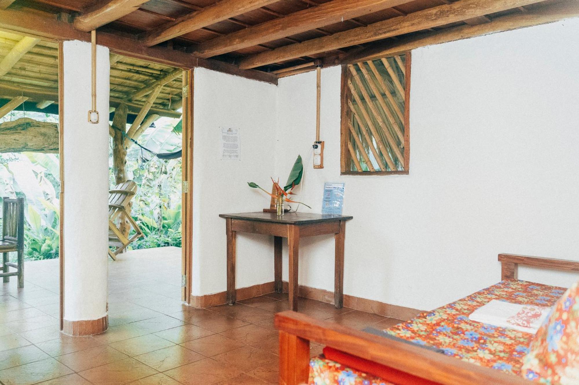 El Zopilote Hostel Balgue ภายนอก รูปภาพ